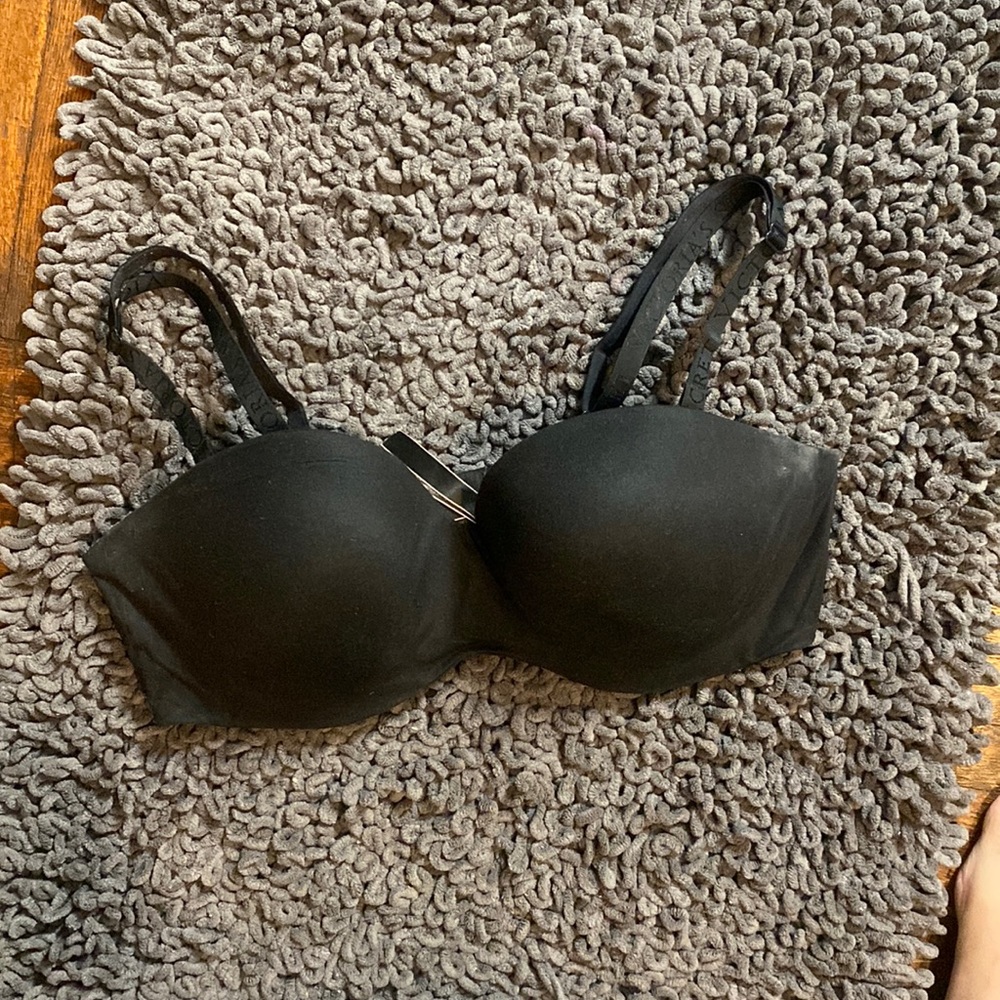 VS Strapless Multi-way Bra